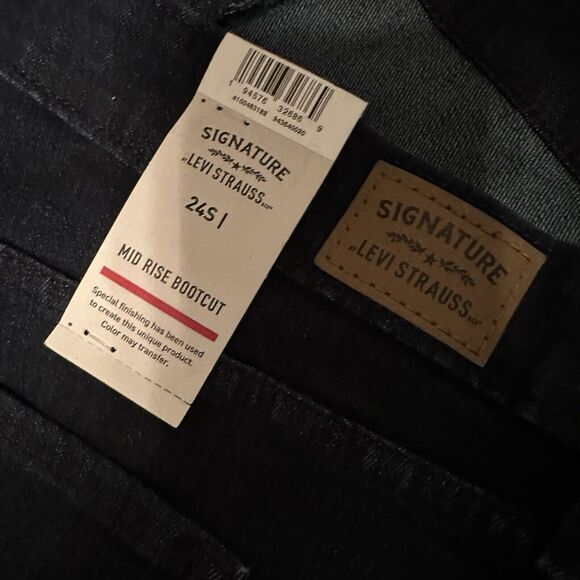 Levi's Signature Jeans Mid Rise Bootcut Women's Size 24 - Picture 4 of 6